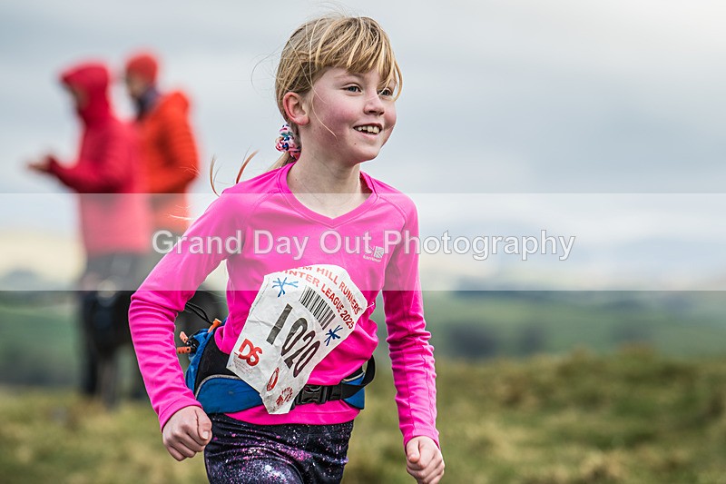 Helm Hill U9-26 - Kendal Winter League Helm Hill Under 9 Fell Race Sunday 16th March 2025
