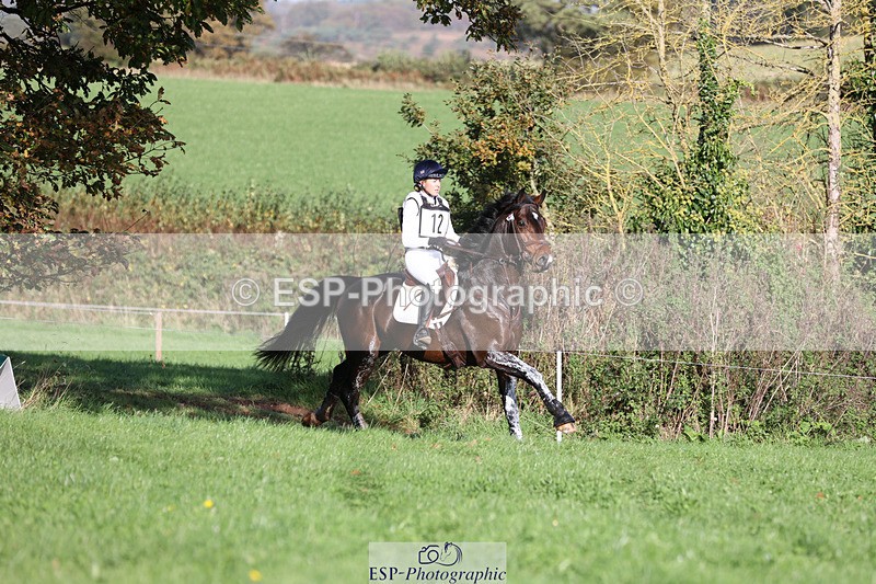 241025-111120-06423 - 012-Mollie.Summerland-SKITTEL.D'EKWI