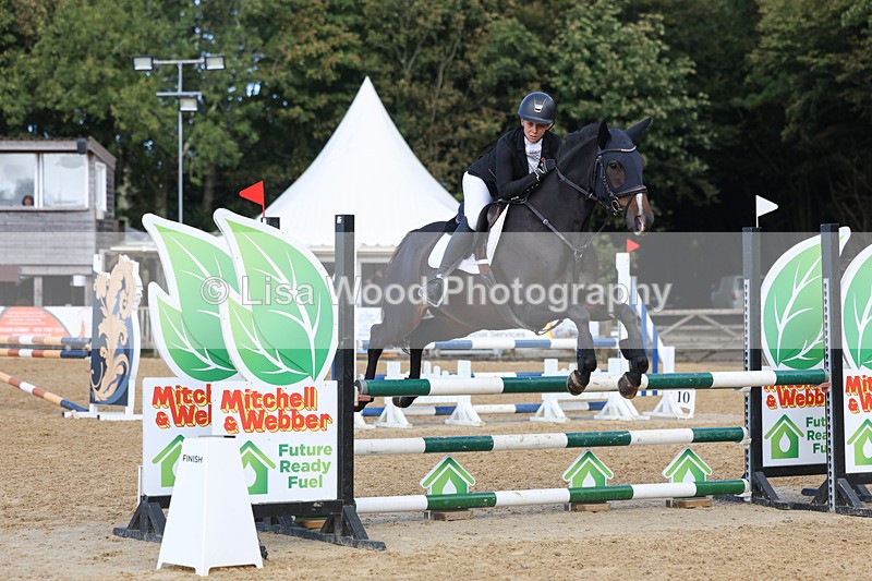 3E7A9220 - Class 9: Senior British Novice/90cm open