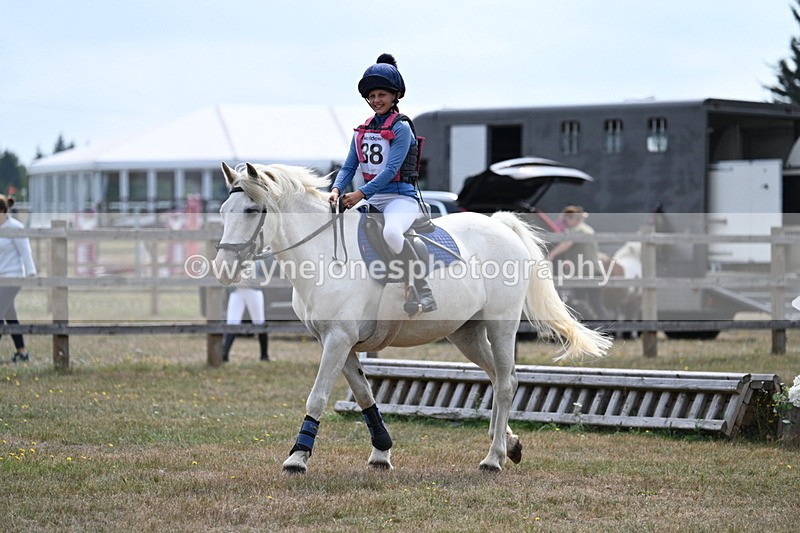 WJ7_1092 - XC Time 11:23 to 11:40
