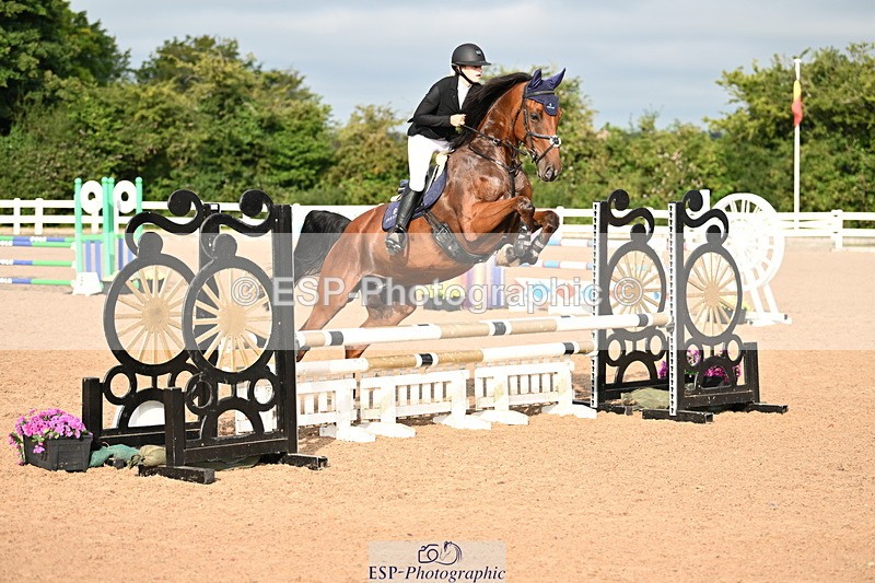 240802A-083108-03186 - Cls 21 A&B Brit Nov & 90cm Open