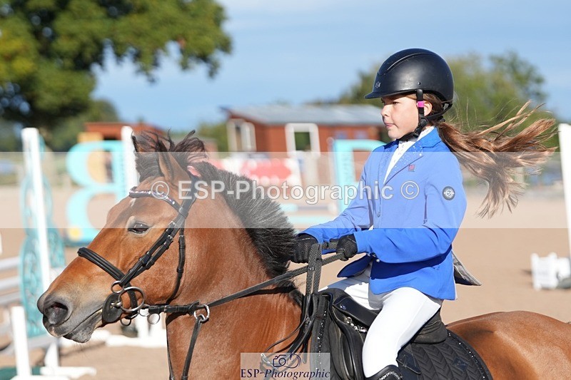 250921-093358-01992 - Cls 2 Pony Intro 70cm