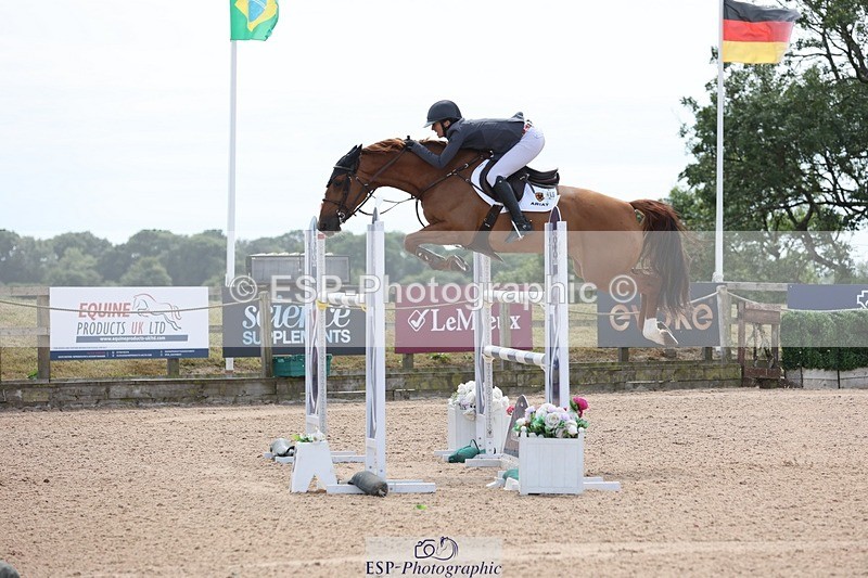 250719-145936-16394 - Cls 3, 3 Star Small Tour Break til End