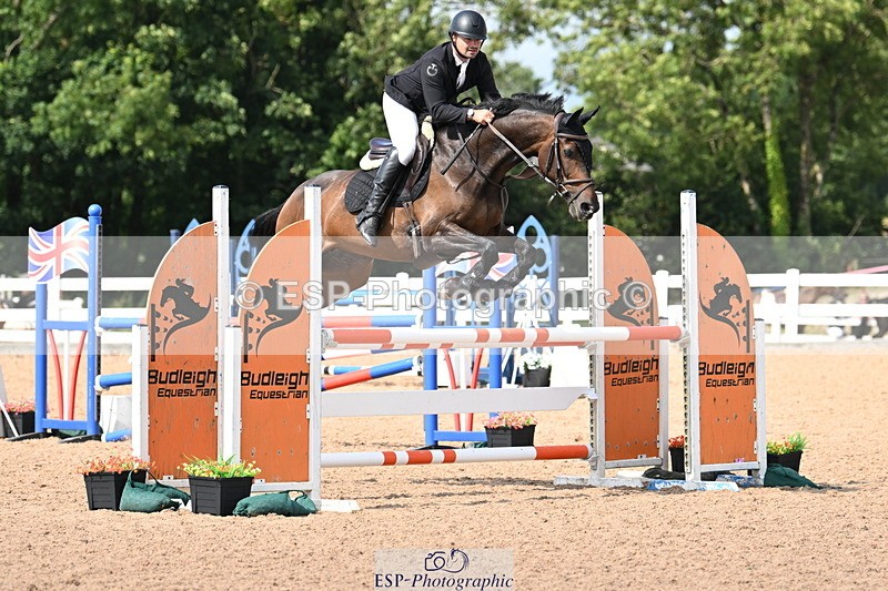 240726A-161700-02538 - Cls 12 1.10m Amateur Qualifer