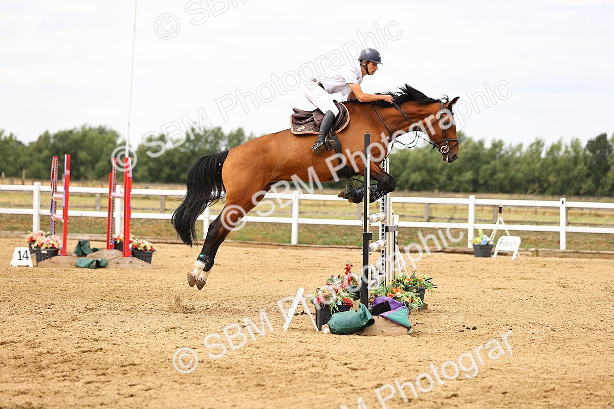 SBM_010478 - Class 9 - Senior Foxhunter - 1.20m Open