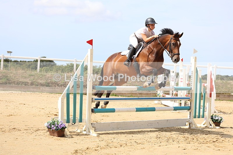 3E7A4051 - Class 7: Senior Newcomers/1.10m open