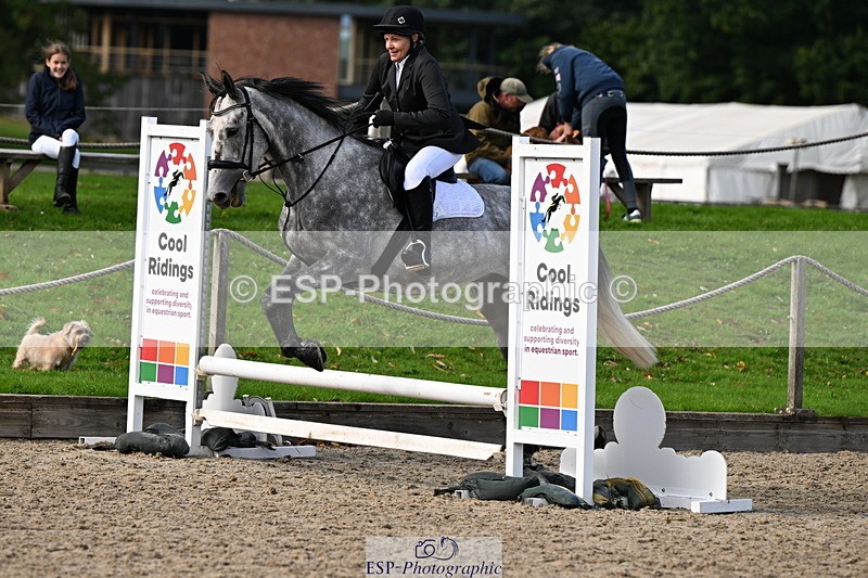 251004A-140726-01440 - Classes 6 & 7 60cm