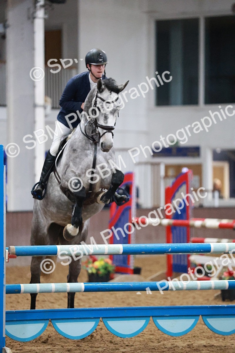 SBM_004422 - Class 17 - Senior Newcomers - 1.10m