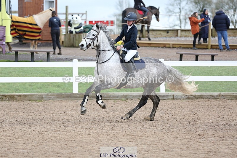 240211A-122557-02683 - Cls 6 Pony Foxhunter & 1.10m Open