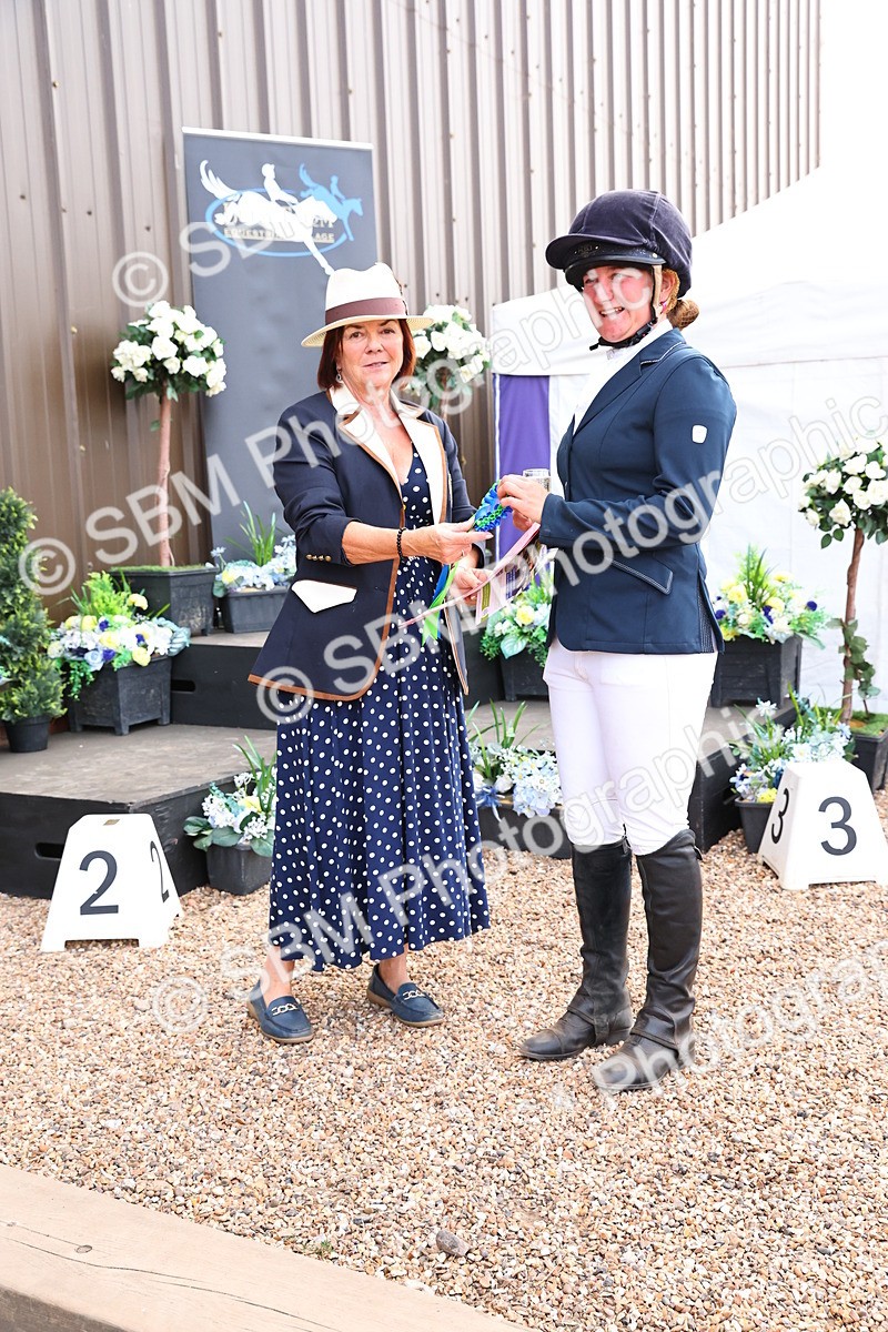 SBM_003971 - Presentations - cart