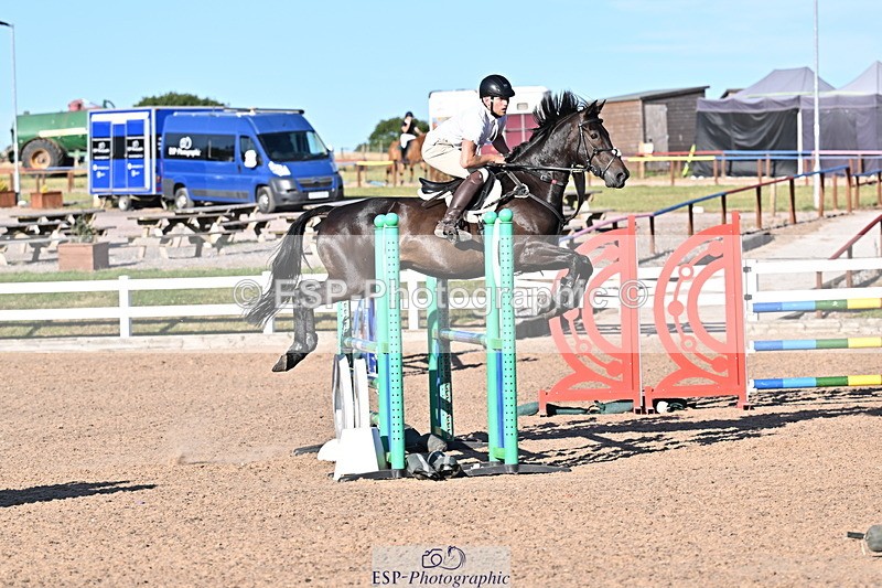 250708A-185935-00698 - 100cm Classes