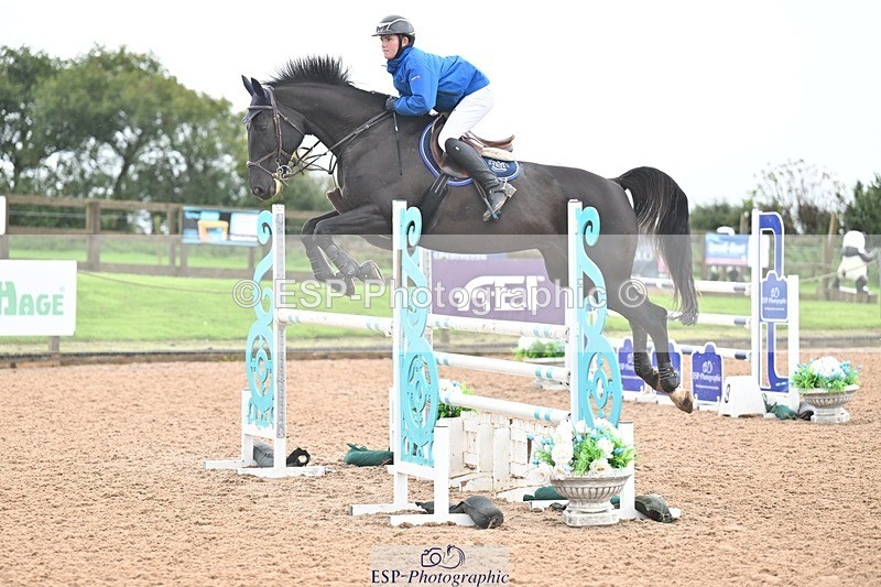 251003-132951-01132 - Cls 3 Foxhunter and 1.20m