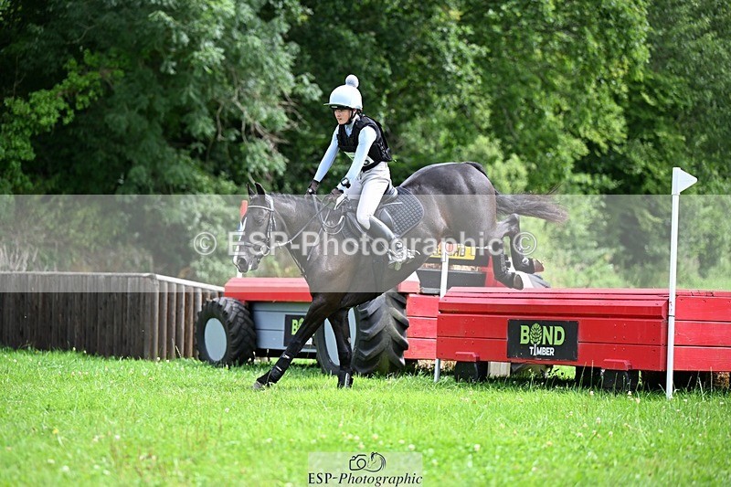 240803-133453-06640 - 153-Eleanor_Blewitt-CARRY_ON_PRINCESS