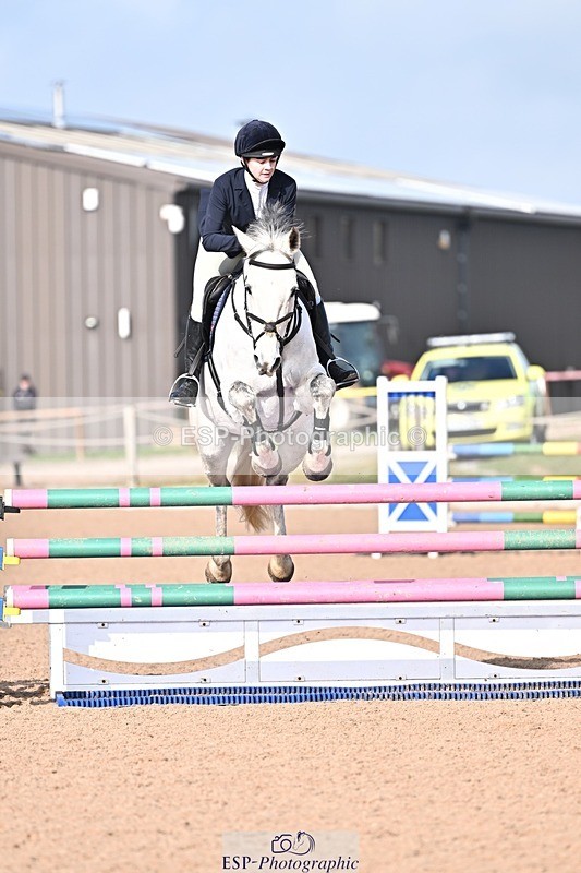 260225-125659-00350 - Cls 4 Newcomers and 1.10m