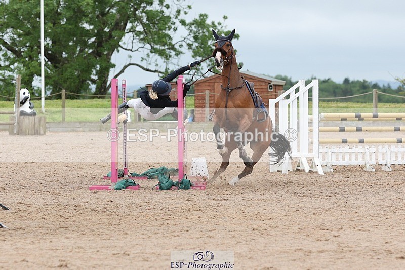 250524-093909-03894 - Cls 13  A&B 1.05m & 1.10m open