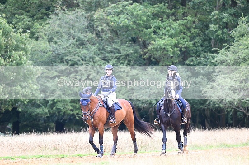 DSC_6341 - Time at Statue 12:17 to 12:44