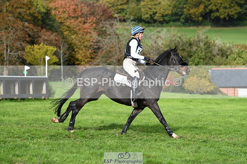 251024A-132330-12018 - B-165-Chloe.Pearson