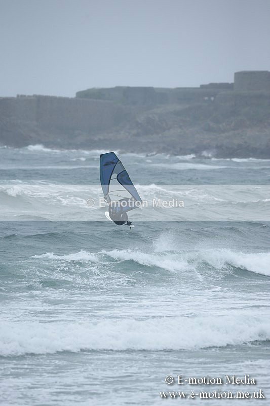 WS 150913-260 - Windsurfing