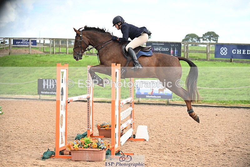 240912A-110917-00502 - Cls 2 Snr Newcomers