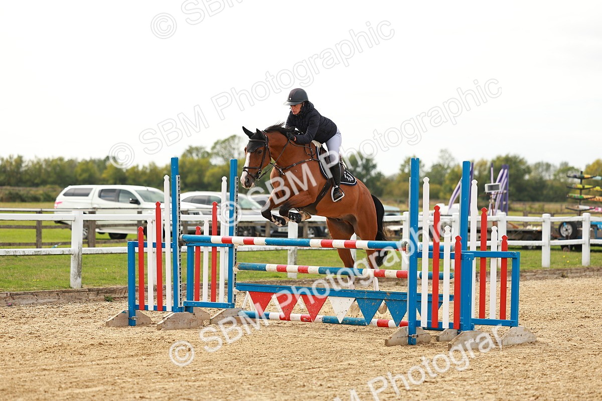 SBM_001687 - Class 4 - Senior Newcomers - 1.10m