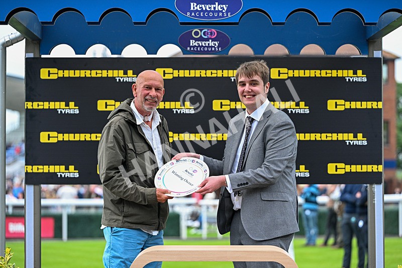 160626-Race 5-Anificas Beauty-5349 - Race 5 20.30pm Churchill Tyres Handicap