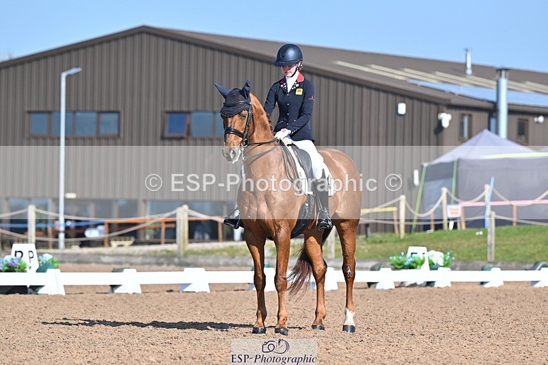 250405-091227-09704 - 184-Evie.Head-De.La.Veiga