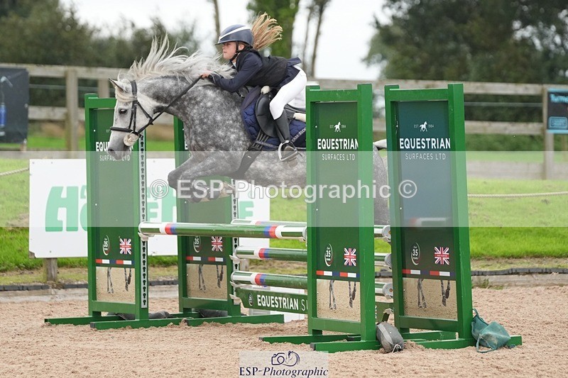 250920-101919-00590 - Cls 5 Pony British Novice and 80cm