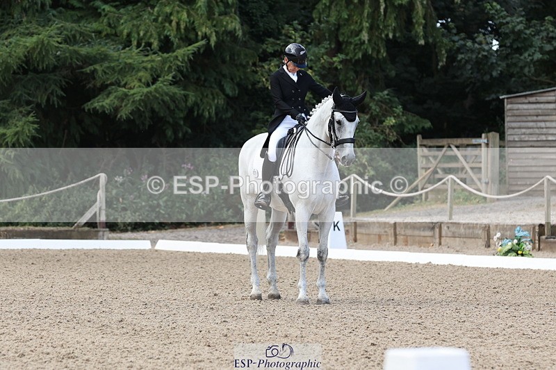 250809A-095926-02259 - 039-Jane.GilbyHugo.Holunder