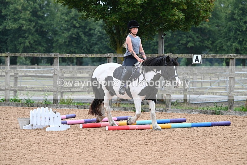 WJ7_7701 - Poles 10:00am