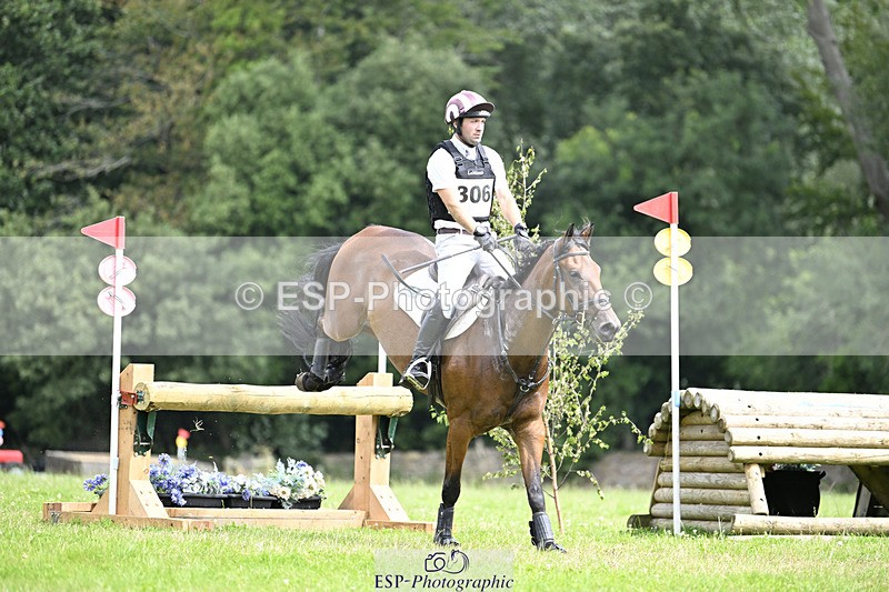 240804-120131-12218 - 306-Rupert_Batting-COOMBELAND_ALBERTS_RUMOUR_II