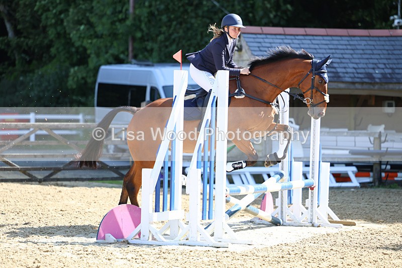 3E7A2528 - Class 2: 70cm Juniors and Seniors