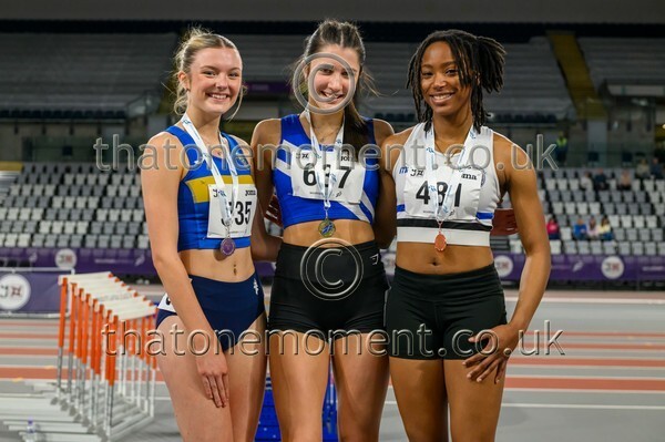 Age26SUN-811761 - Medals