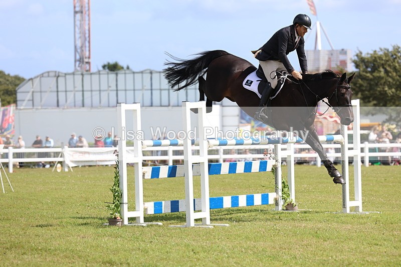 3E7A3104 - Class A: Showjumping Senior Open 1.25