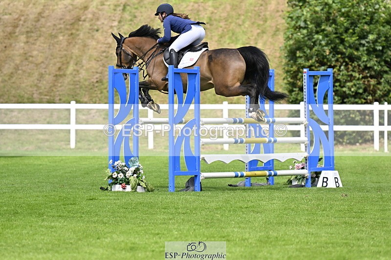 250613A-105403-00621 - Cls 1 Snr Newcomers and 1.10m Open