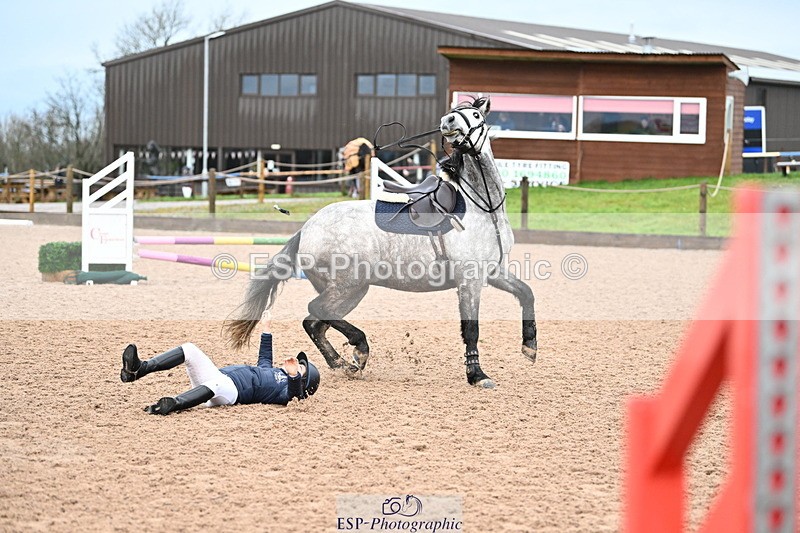 231203A-093924-00240 - Cls 12+13 Club and Schools 60cm