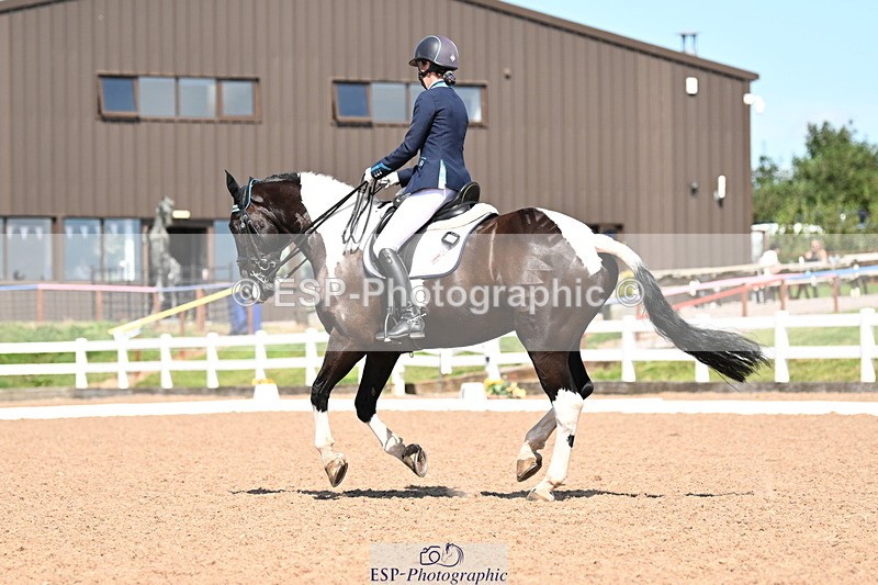 240816A-142157-05568 - 275-Alys.Matravers-Tiger.Mazariti