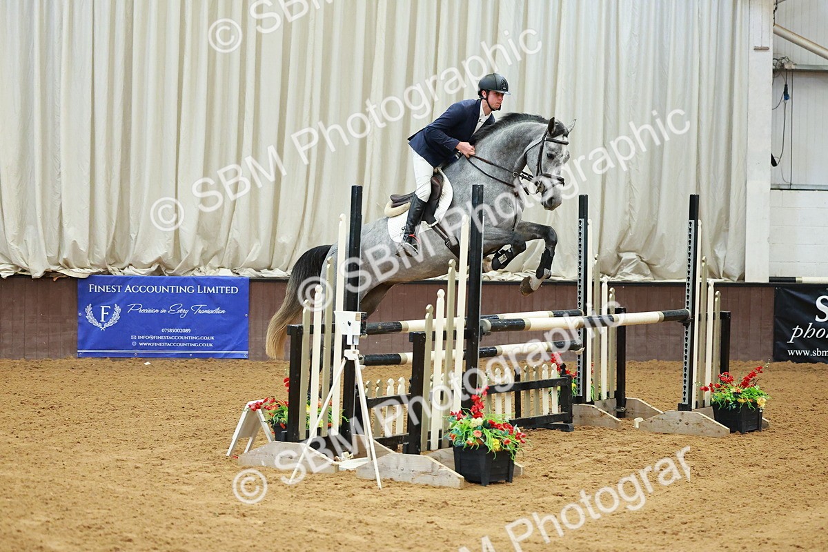 SBM_007058 - Class 19 - Senior Newcomers 1.10m