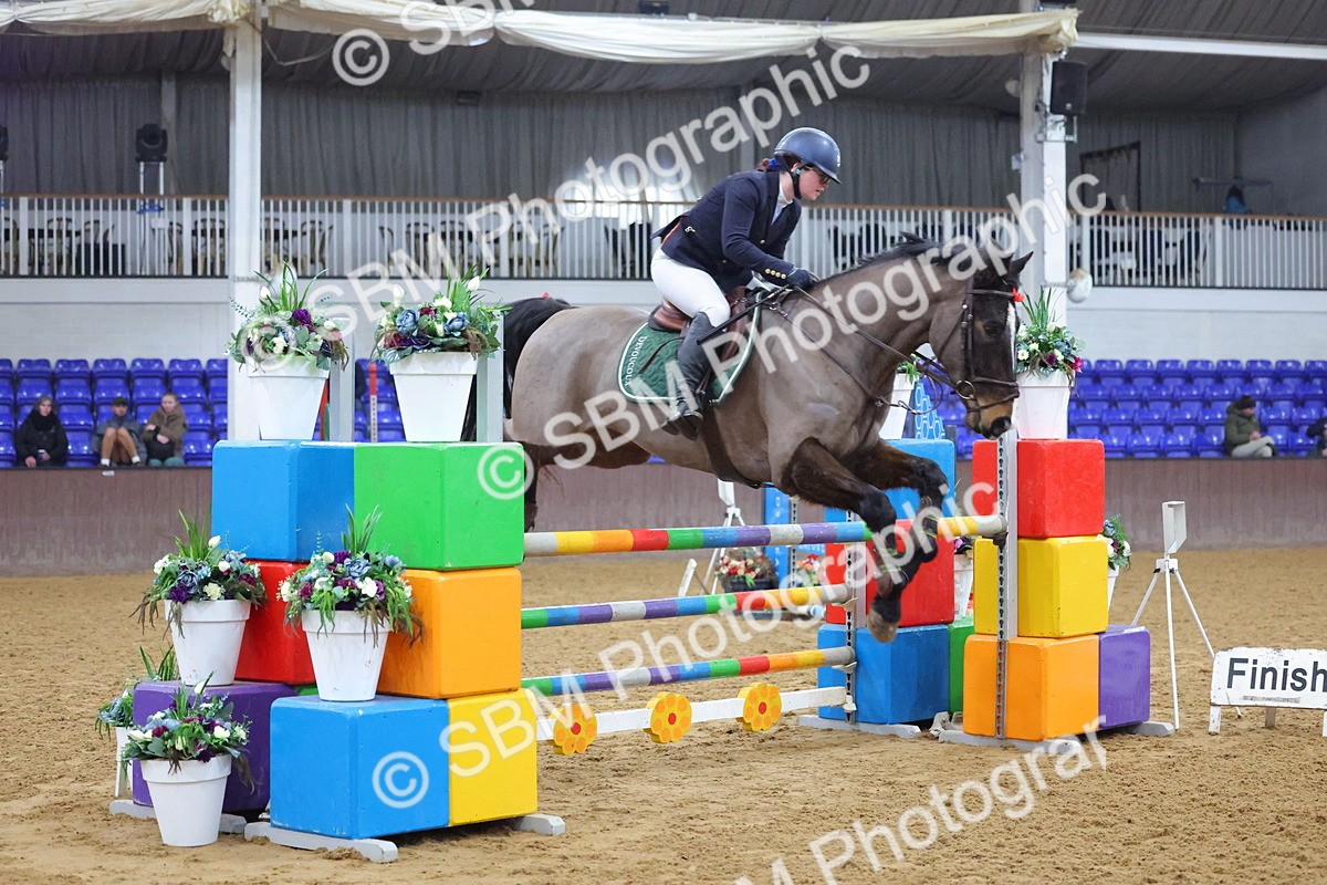 SBM_001933 - Class 15 - Senior Newcomers - First Round (1.10m)