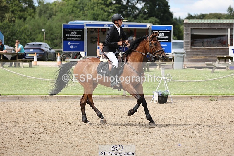 240711-154152-29074 - Cls 124 Foxhunter