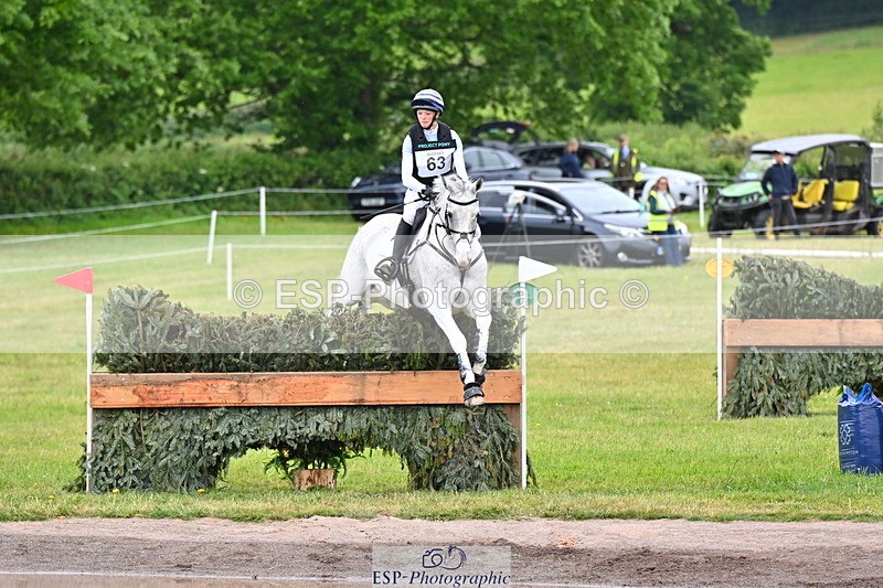 250524A-104406-09384 - A-063-Elizabeth.Barratt-RIDE.FOR.THAIS.CHAMAN.DUMONTCEAU