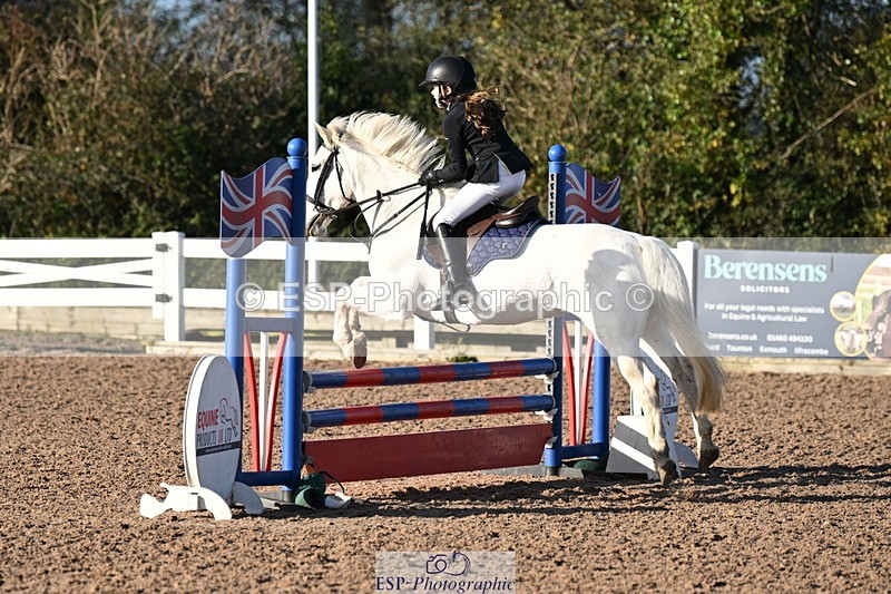 241026A-102209-00130 - SAT Cls 3 Pony Intro 70cm