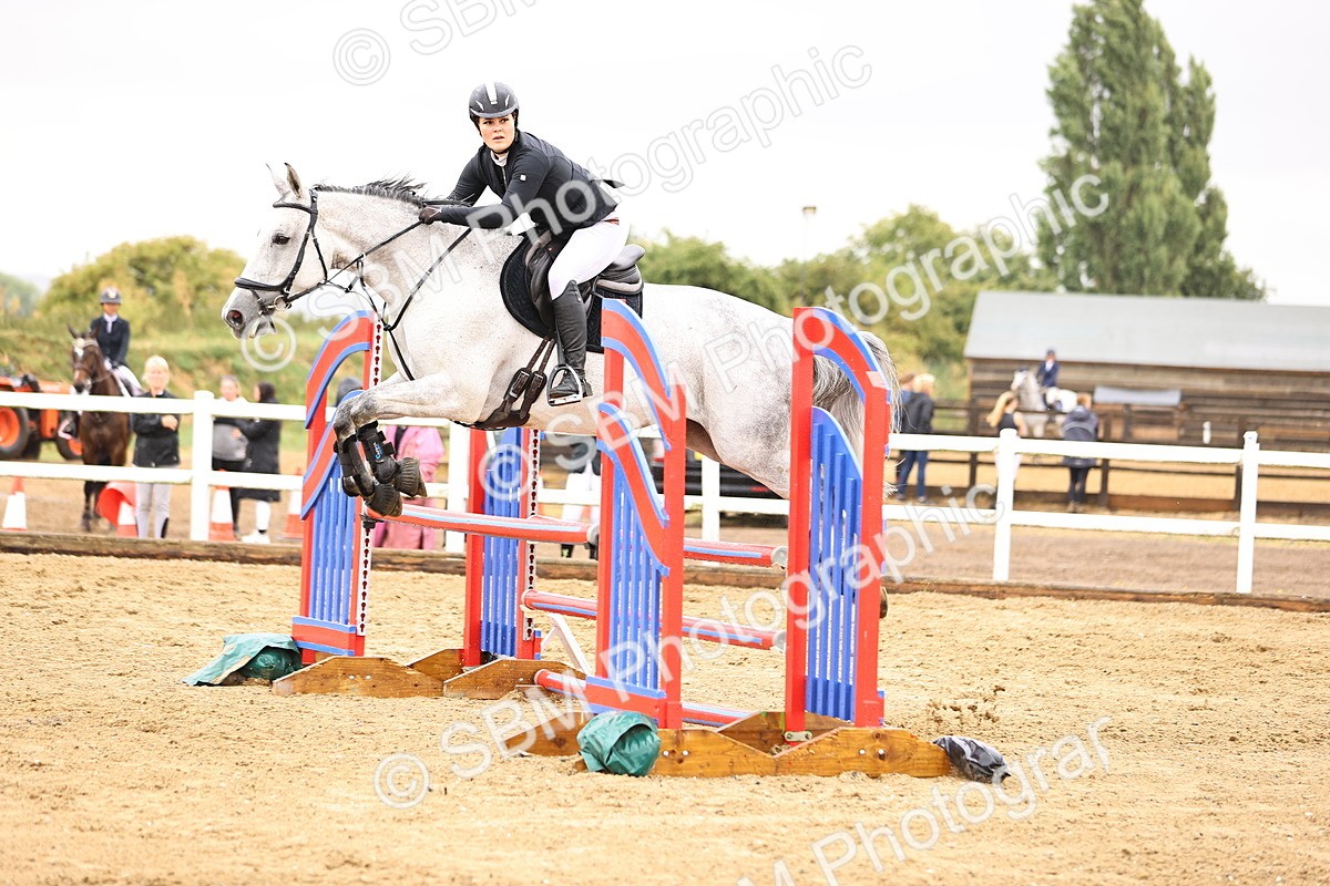 SBM_025166 - Class 9 - Senior British Novice - 90cm