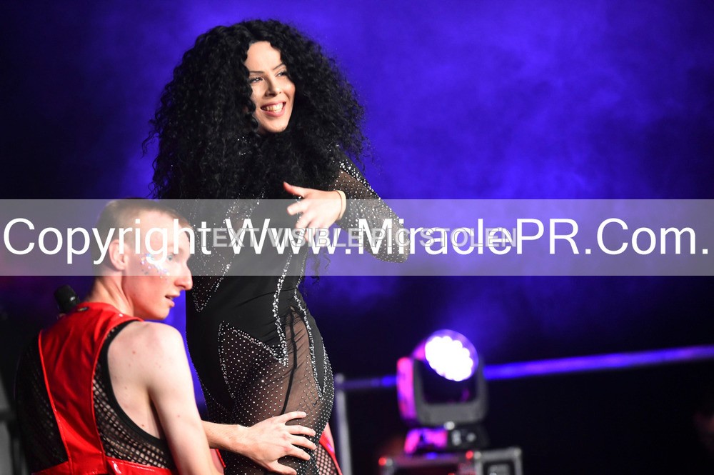 SH4_6798 - The Cher Experience