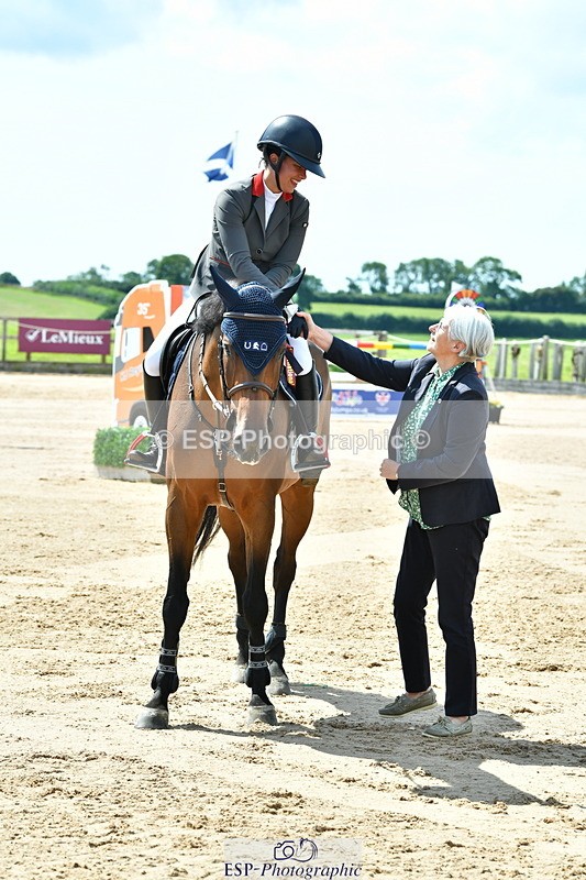 230720A-113526-02175 - Cls 5, 2 Star Medium 1.35m