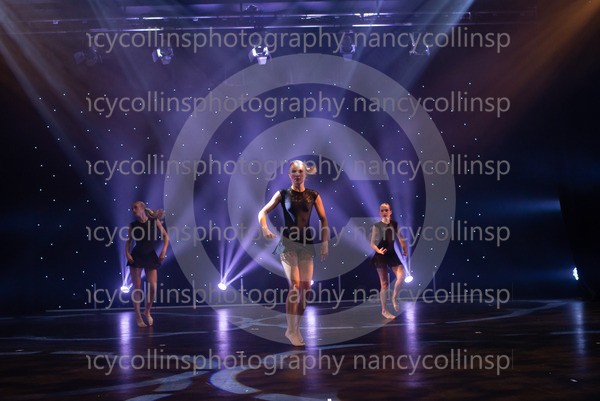 01215 - This Woman's Work