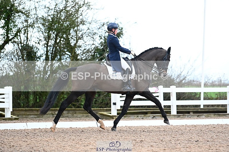 240218A-104634-06067 - 160-Abbie.Newbury-Seagry.Firstamour