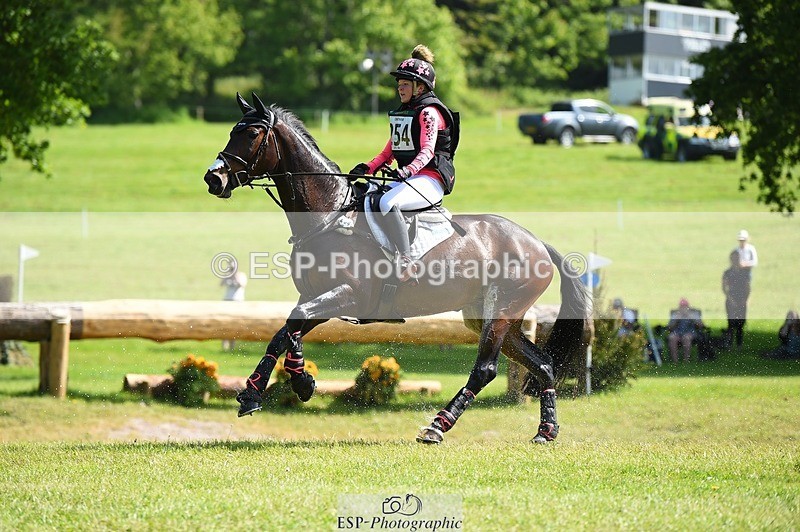 230527-102838-08563 - 254-PURE_TRENDSETTER-Ellie_Fredericks-XC