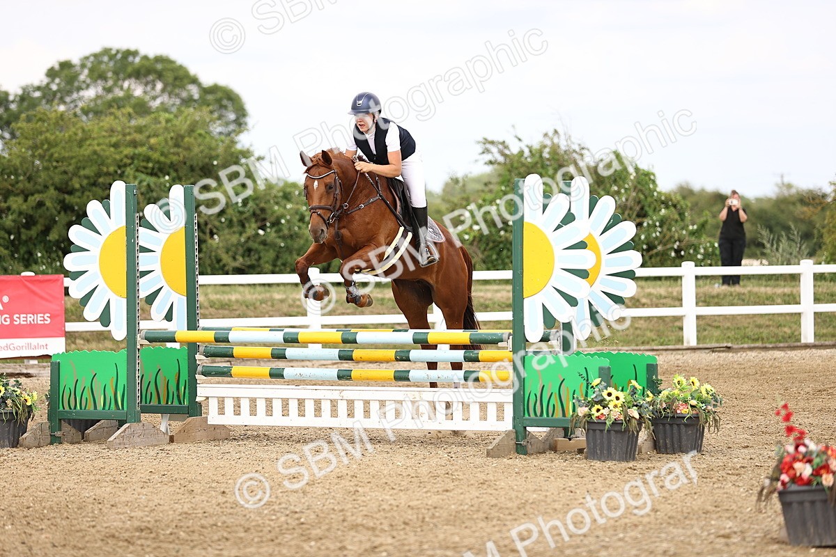 SBM_002296 - Class 18 - Ariat Senior British Novice- 90cm Open