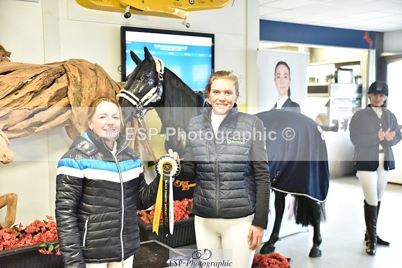 250214-153308-02544 - Advanced Medium Silver Presentations