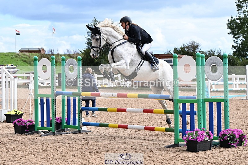 240912A-145117-02060 - Cls 12 1.05m Amateur Qualifier